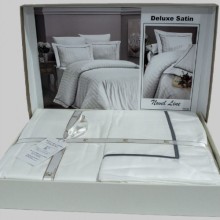 Луксозен спален комплект от делукс сатен, Новел - Бял