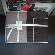 Луксозен спален комплект от делукс сатен, Серенити - Кафяв