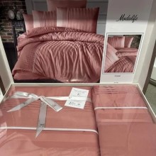 Луксозен спален комплект от делукс сатен, Маделин - Корал