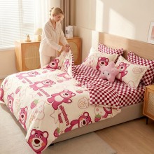 Спален комплект чаршафи, Ягодовото мече