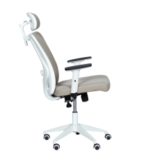 Ергономичен стол Carmen 7588 - бежов Ергономичен стол Carmen 7588 - бежов